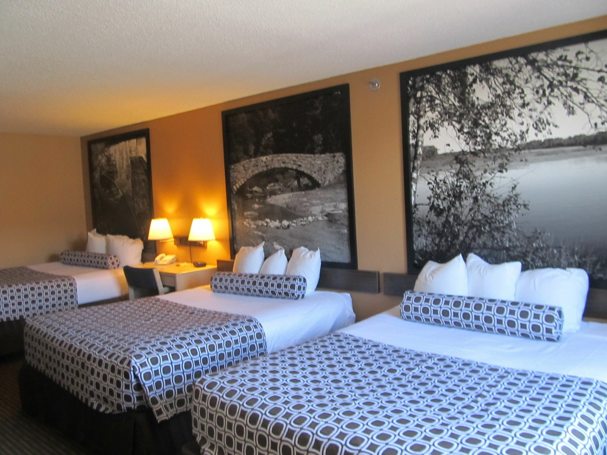 Super 8 By Wyndham Fort Dodge Ia Exterior photo
